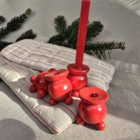 røde-svenske-jule-kuglestager-træ-gamle-julelysestager